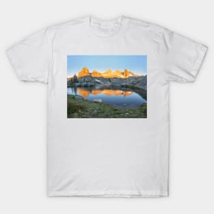 Minaret Lake in the morning T-Shirt